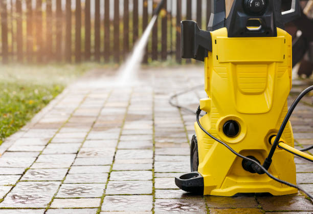 Best Playground Equipment Cleaning  in Richmond, MN